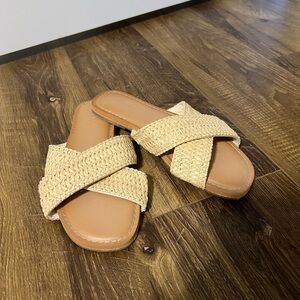 Old Navy Tan Sandals Criss-Cross Design